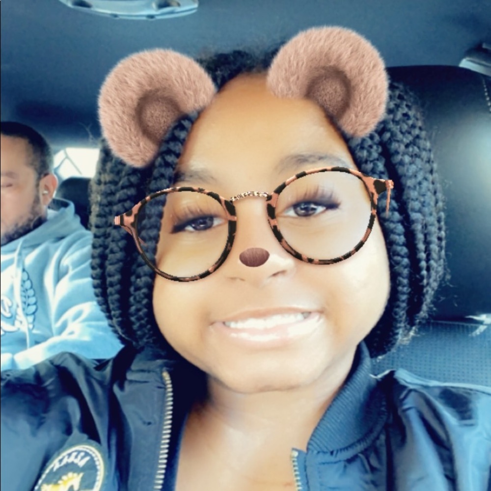 Meet your Posher, Daniele